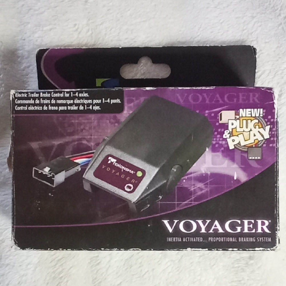 VOYAGER PLUG & PLAY BRAKE CONTROL FOR 1-4 AXLES NEW IN BOX!